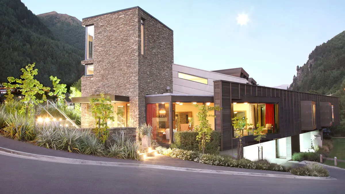 Queenstown leads buoyant hotel sales
