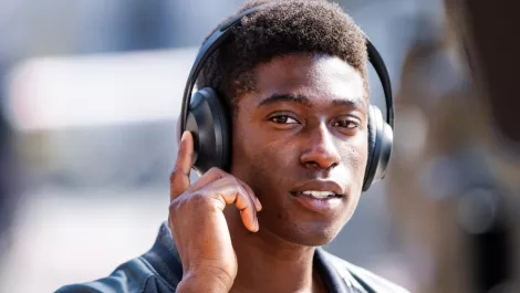 Hands-on Review: Bose Noise Cancelling Headphones 700