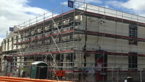 Earthquake-prone buildings can remain occupied