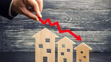 No reprieve for persistent property price falls